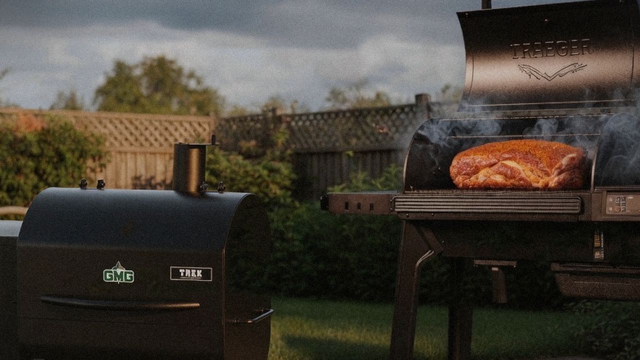Searing and grate view: Green Mountain Grills Trek next to Traeger Pro 780