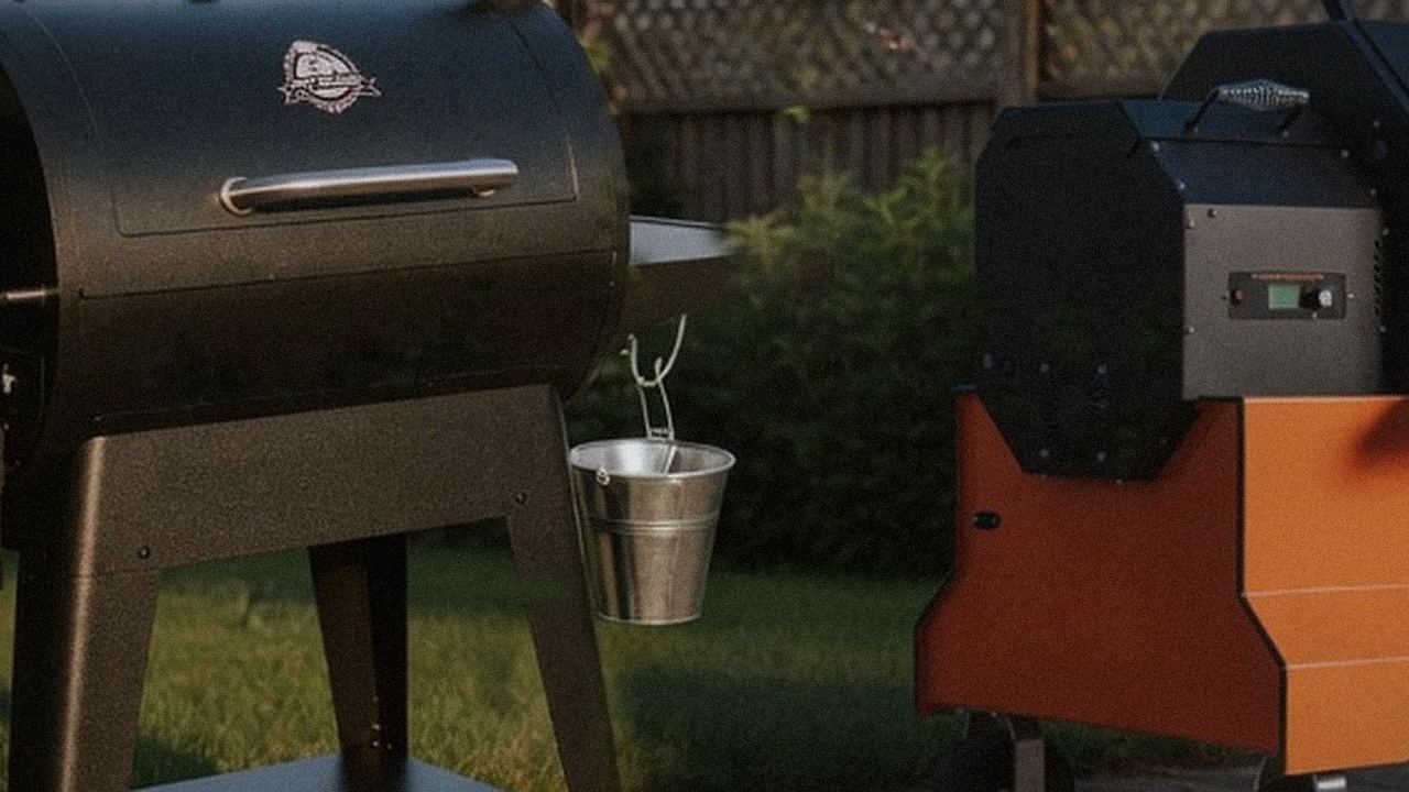 Close comparison of the Pit Boss Sportsman controller next to the Yoder Smokers YS640s controller