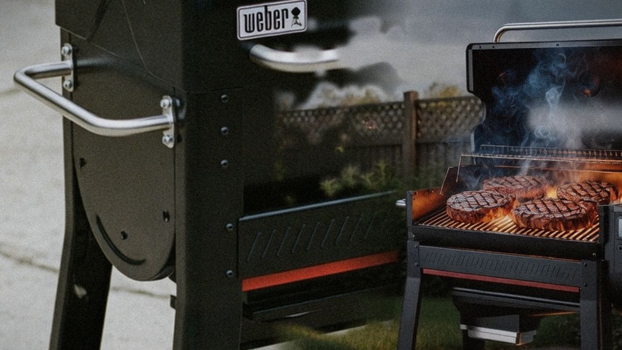 Weber Searwood 600 versus Weber Searwood XL 600 on a dusk patio