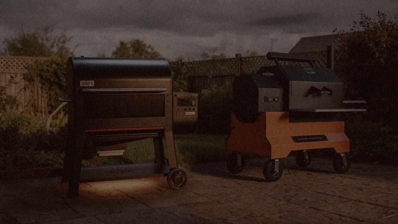Weber Searwood XL 600 versus Yoder YS640s on a dusk patio